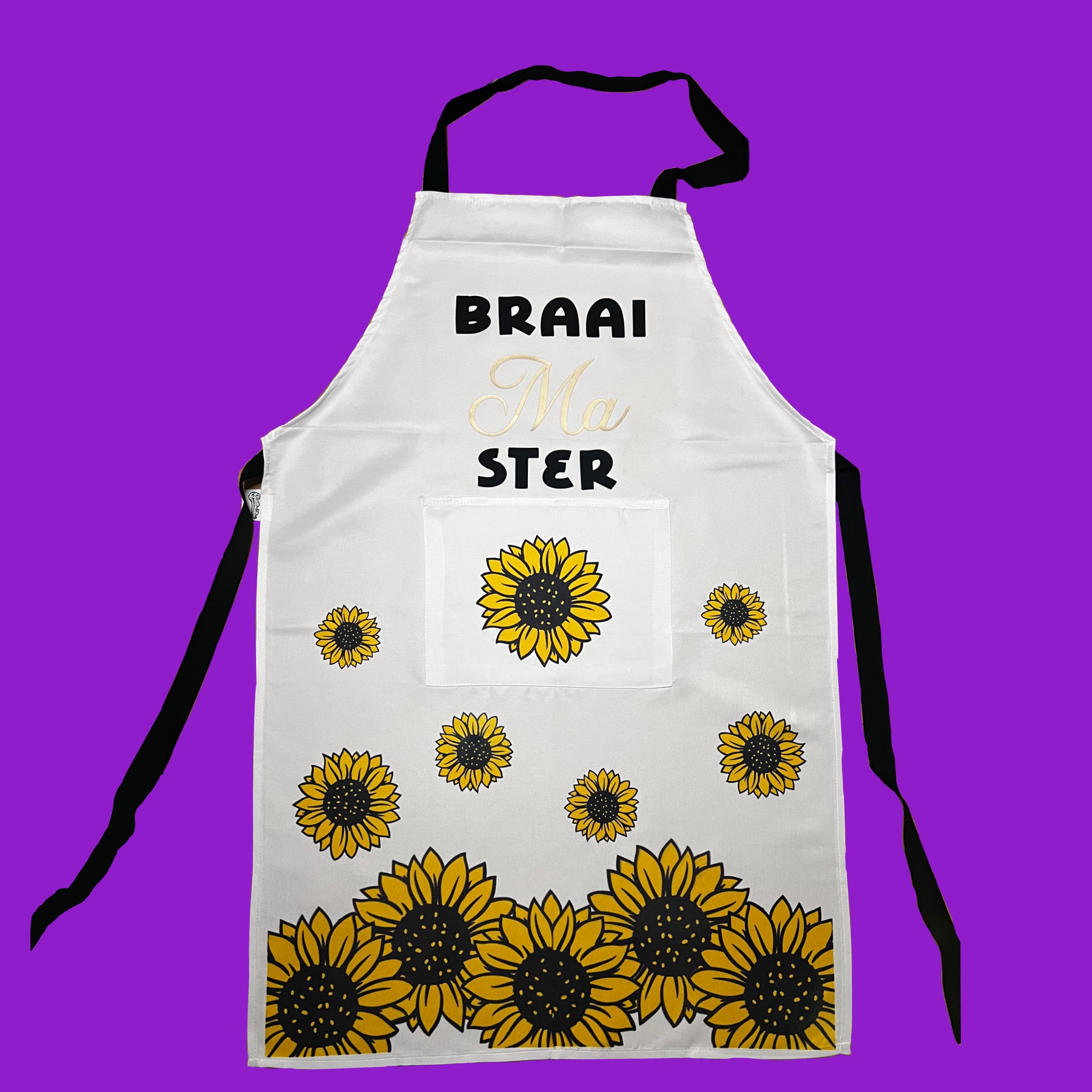 Braai MAster Apron – Because Ma Runs the Fire & the Family